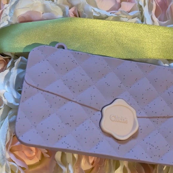 NWT IPHONE 6 5 XS - MAX SEAL STAMPED CASE (PURPLE) about 3.25” X 6.25”16cm X 8cm - Picture 4 of 10